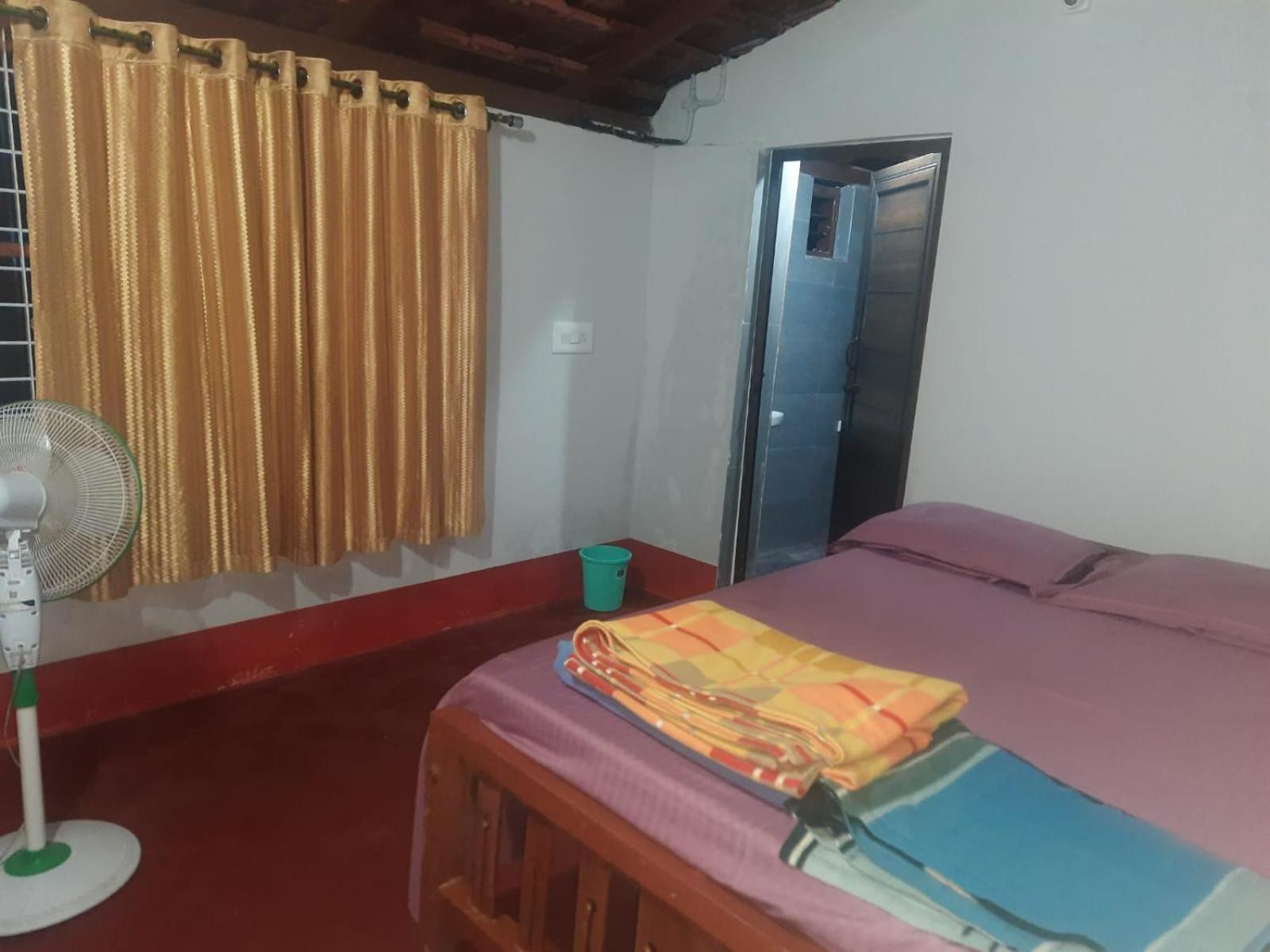 Spinson Home Stay 마디케리 외부 사진